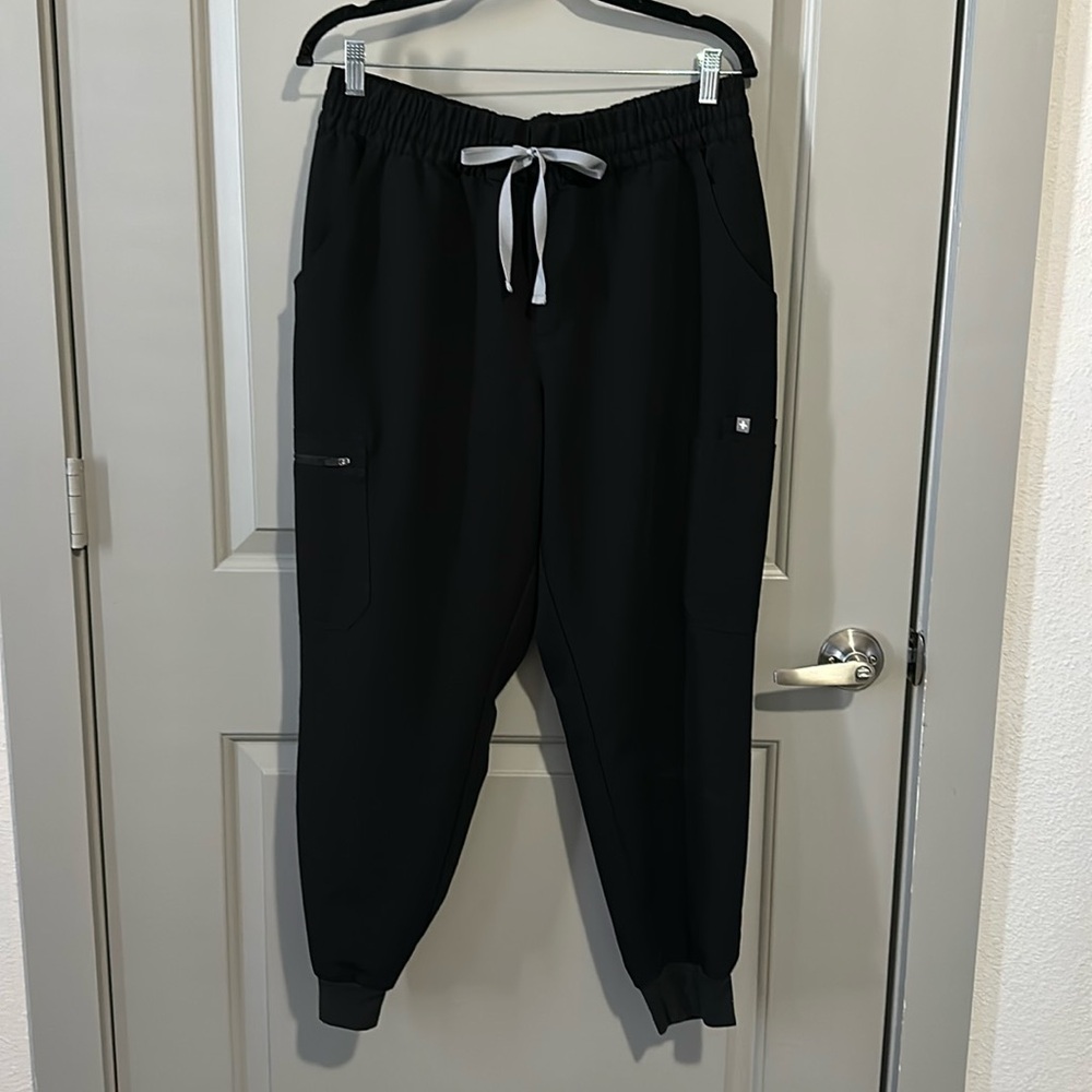 Figs High Waisted Uman Relaxed Jogger Scrub Pants